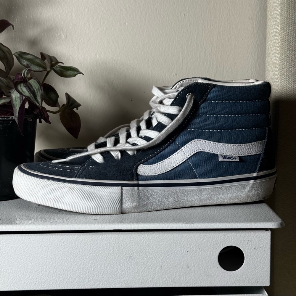 Vans Men's High-Top Sneakers - Dark Blue and White